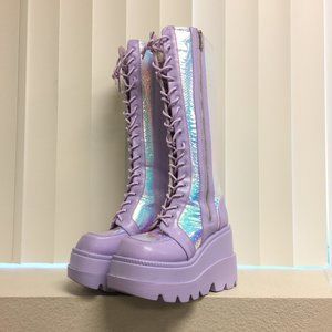PRE LOVED -Fairy Kiss Hi Lavender Platform Boots PUR/6- SH235